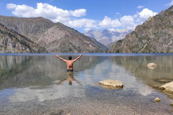 Пол — Киргизии на машине по красивейшим озерам